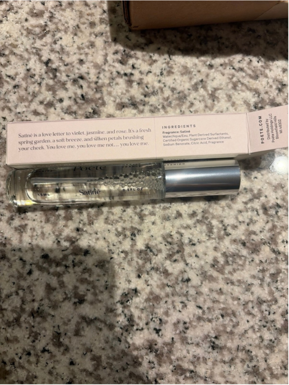 Poète Clothing Spritz™ (Travel Size 15ml) Satine - Picture 4 of 4